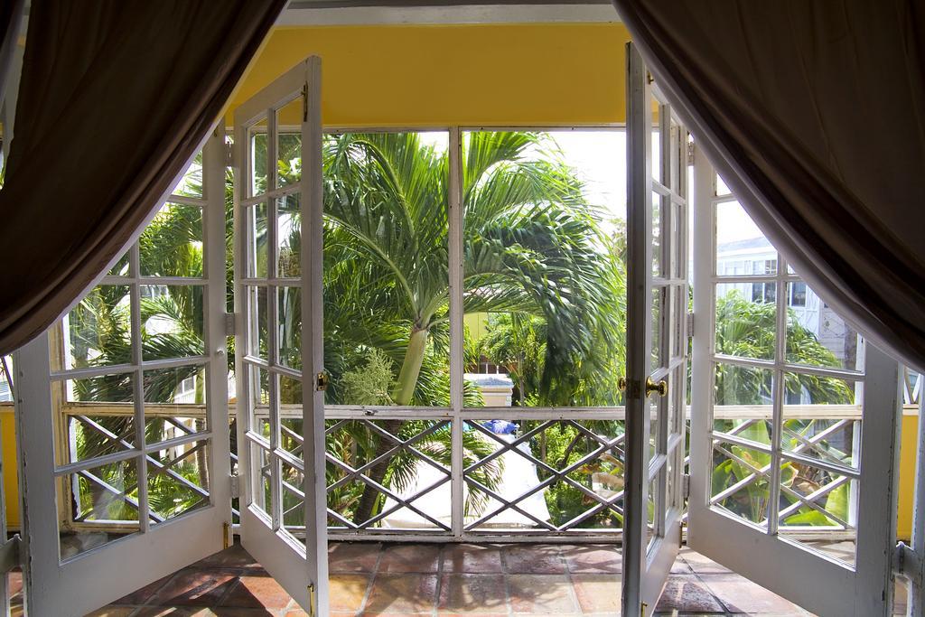 Sadigo Court Hotel - Miami Beach — Photos 3